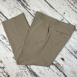 Dockers D2 pant men’s 38x32 straight fit khaki Flat front super soft polyester